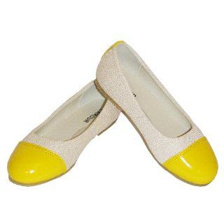 Ivory Yellow Patent Toe Flat Toddler Little Girls Dress Shoes 7T 4