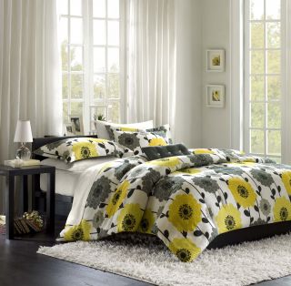 Mizone Blythe Yellow 4 piece Full/ Queen size Comforter Set