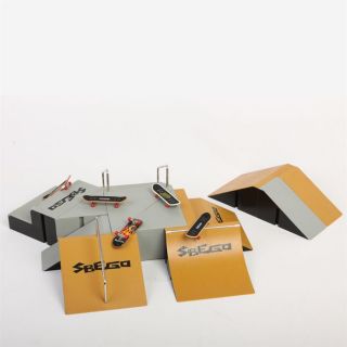 Super coffret Skatepark 5 éléments + 5 mini skates   Achat / Vente