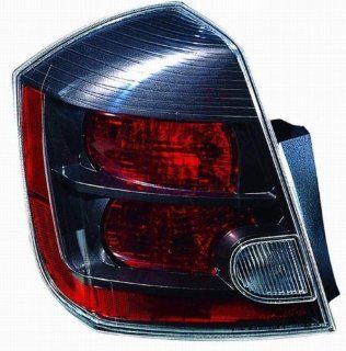 Nissan Sentra 2.5L Replacement Tail Light Assembly   Driver Side