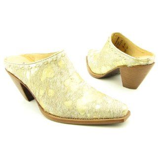BY LUCCHESE I6201 Womens SZ 6.5 Gold Met Clogs Mules Shoes Shoes